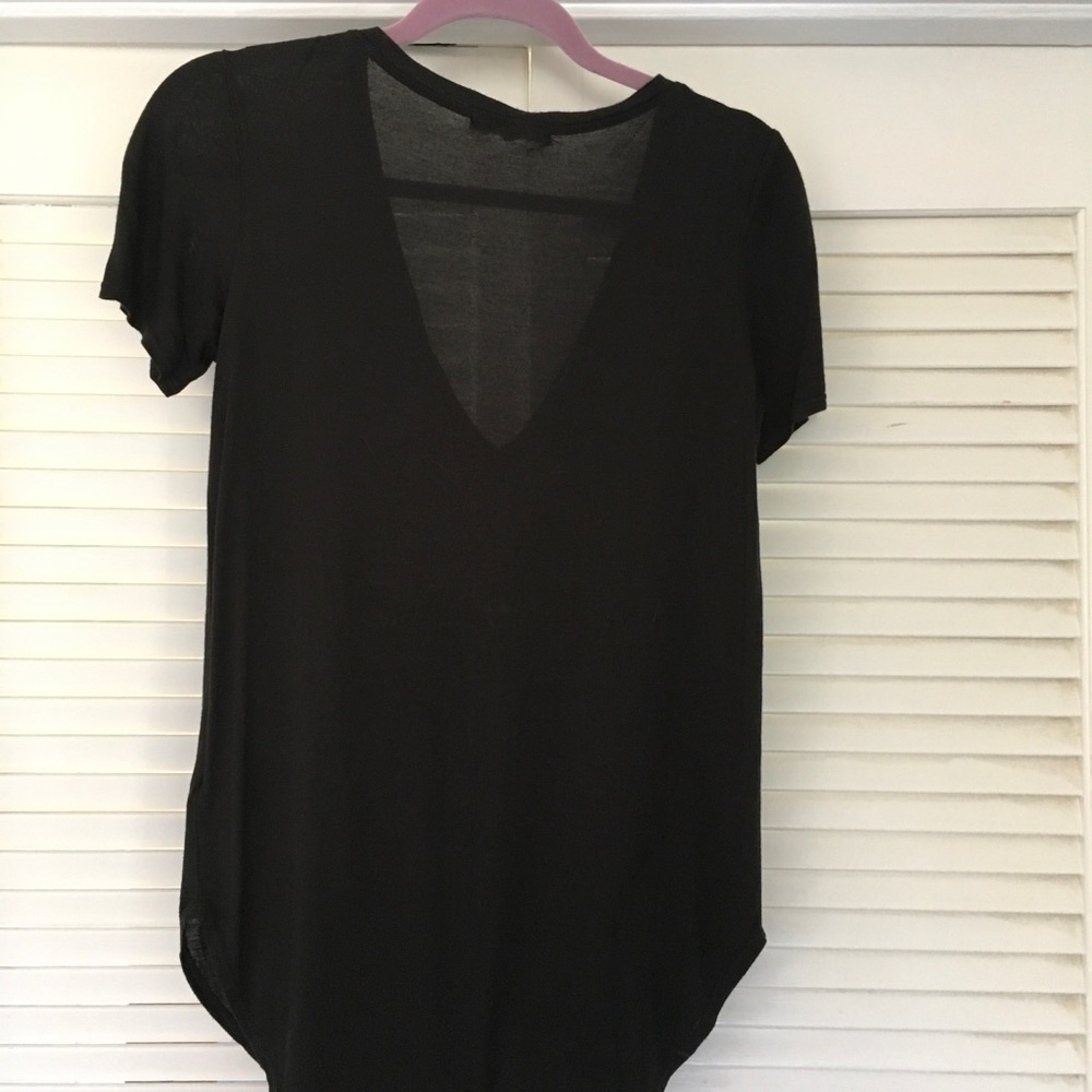 *TRULY MADLY DEEPLY* cotton v-neck